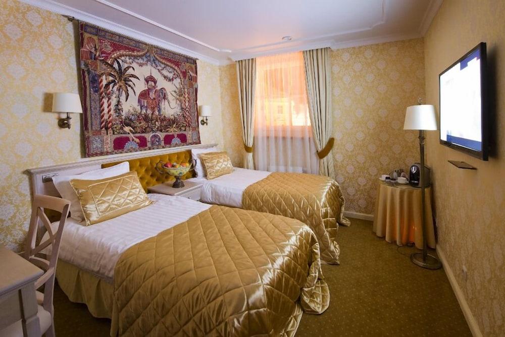 Imperial Hotel & Restaurant VNO Esterno foto